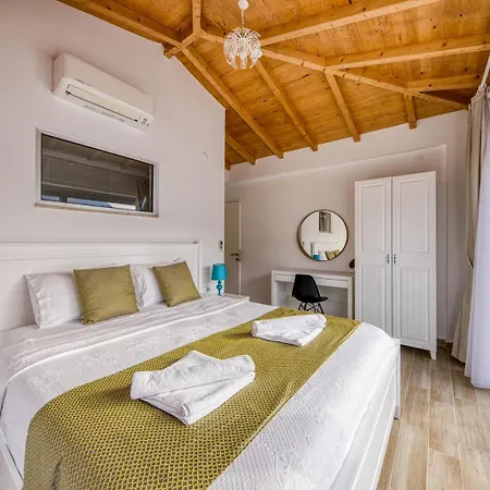 Vila Grand Sunset, Peninsula, Kas, Antalya